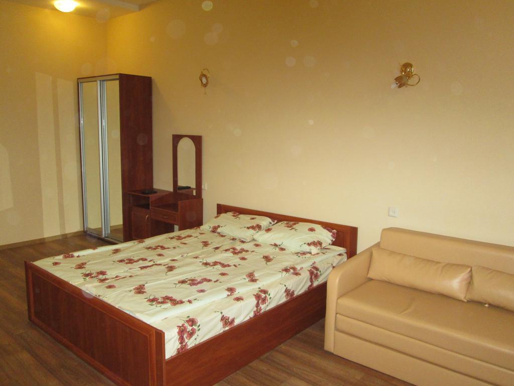 Rishelyevskiy Odessa Rum bild
