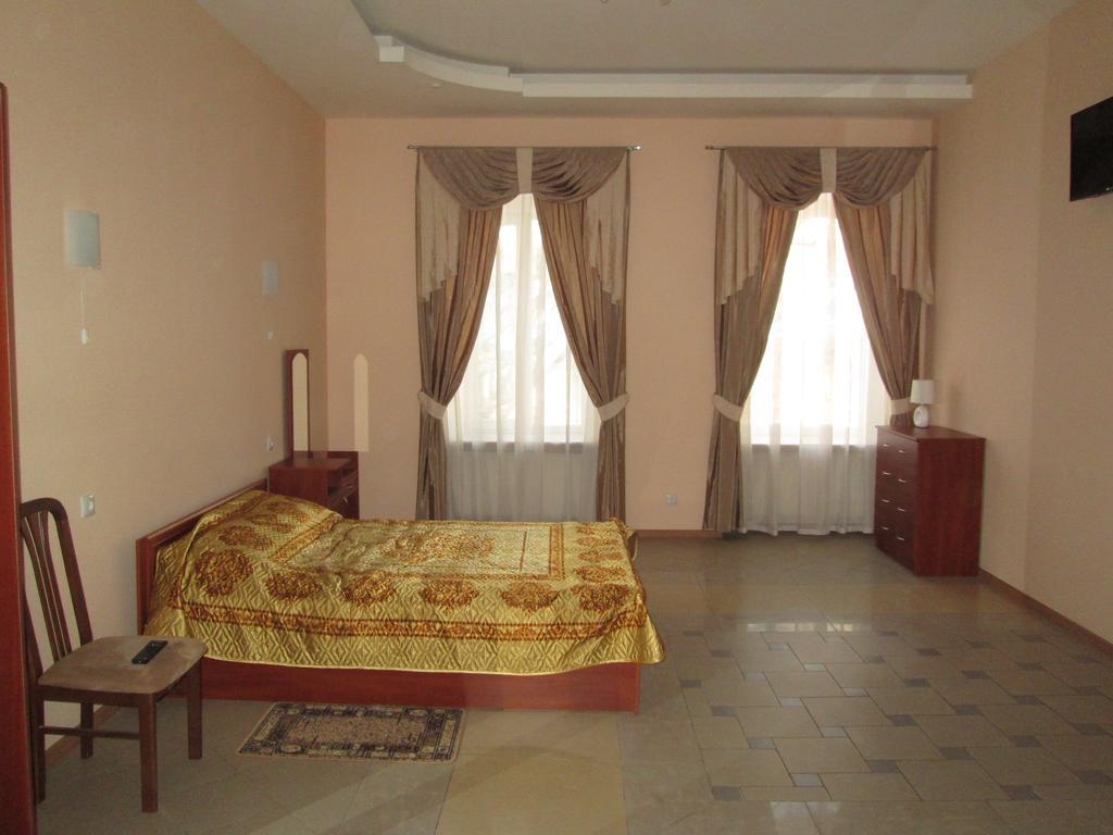 Rishelyevskiy Odessa Rum bild